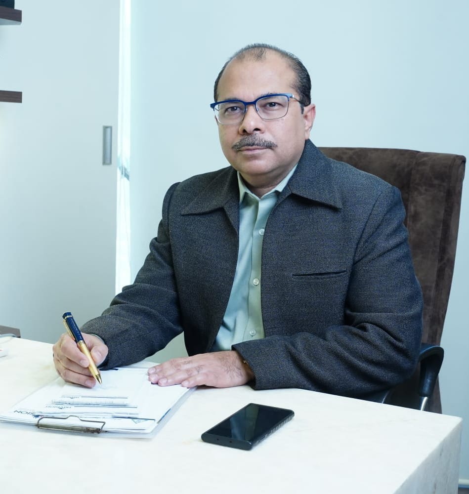 DR. SANTOSH BULCHANDANI